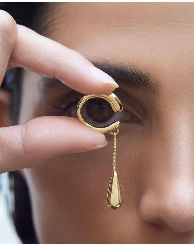 컨템포러리젠더 Dewdrop Tassel Earcuff 듀드롭 테슬 이어커프 착용컷