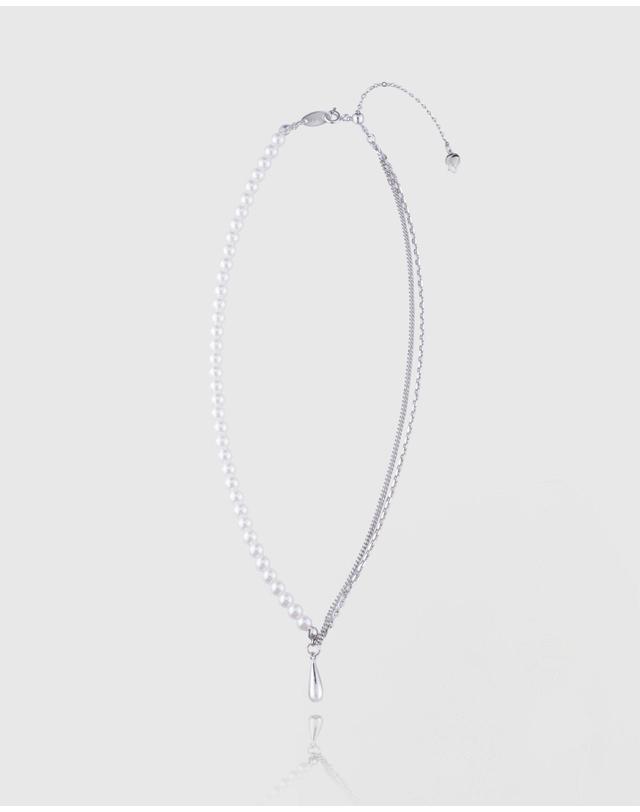 컨템포러리젠더 [컨젠] Fluid Drop Pearl Necklace 플루이드 드롭 펄 네크리스 실버 착용컷
