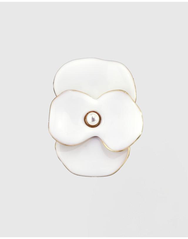 컨템포러리젠더 [컨젠] Organic Flora Earrings 오가닉 플로라 이어링 화이트 착용컷
