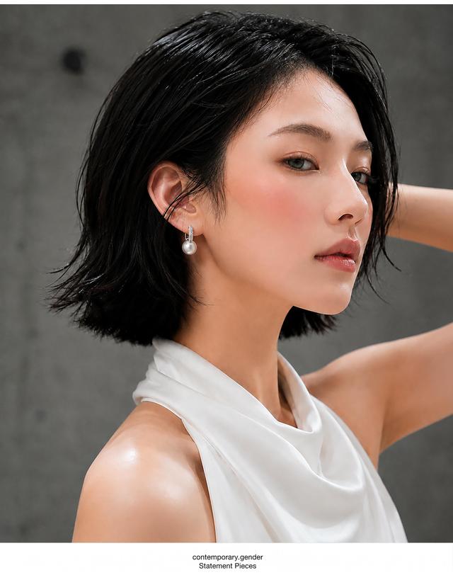 컨템포러리젠더 [컨젠] Pave Arch Pearl Drop Earrings 파베 아크 펄 드롭 이어링 실버 착용컷