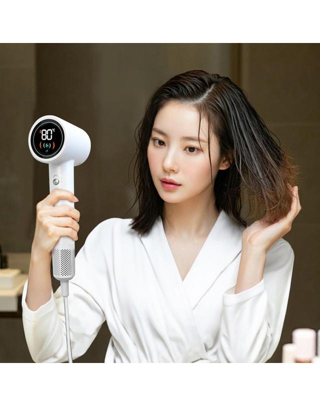 픽스 픽스 파워소닉 헤어드라이기 XHS-702 착용컷