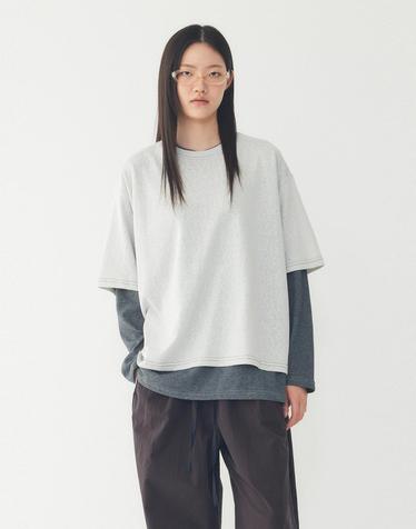 [STUDIO TOMBOY] 미니 로고 자수 반팔 티셔츠_라이트 그레이 91F6322771