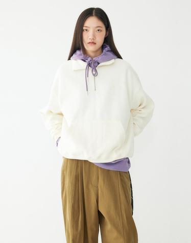 [STUDIO TOMBOY] 자수 하프 집업 맨투맨_아이보리 91F6422781