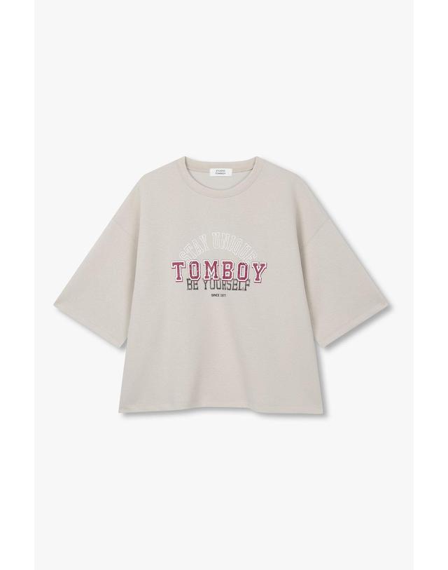스튜디오 톰보이 [STUDIO TOMBOY] 톰보이 레터링 캐주얼 반팔 티셔츠 _베이지 9176322992 착용컷