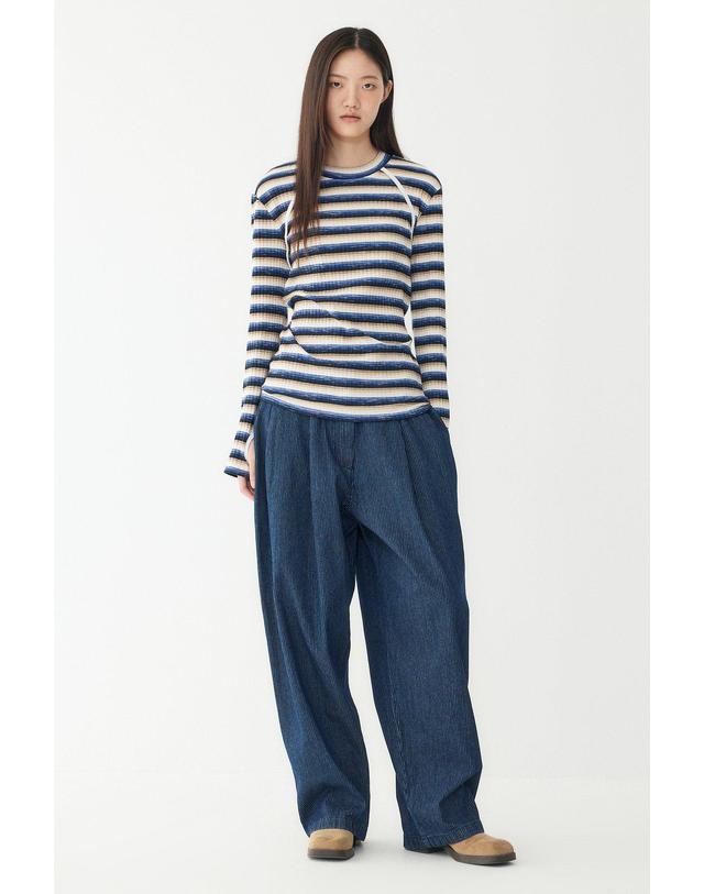 스튜디오 톰보이 [STUDIO TOMBOY] 스트라이프 턱 주름 데님 팬츠_인디고 9176362973 착용컷