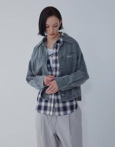 [VOICE OF VOICES] [리오더] 헤지 데님 크롭 버튼업 셔츠_블랙 7156360800