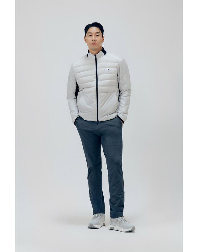 제이린드버그 [J.LINDEBERG] [Men] 모건 다운 하이브리드 자켓_라이트 그레이 1515311915 착용컷