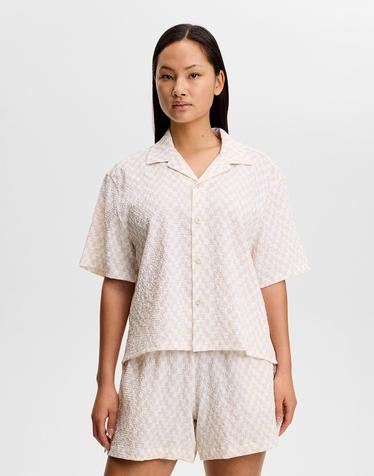 [J.LINDEBERG] [Women Collection] 리브 크링클 나일론 셔츠_베이지 1556111006
