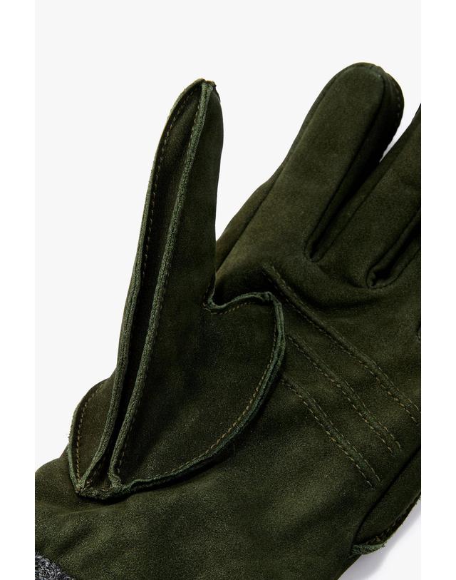 맨온더분 [MAN ON THE BOON] [HESTRA] NUBUCK 글러브_그린 4715316405 착용컷