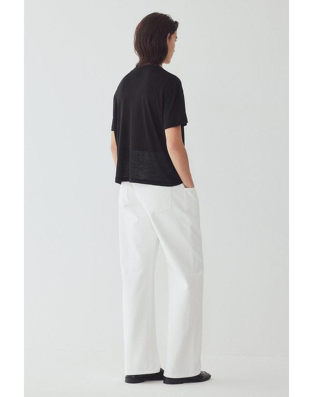 일라일 [ILAIL] 썸머 울 블렌드 티셔츠_블랙 _블랙 IA16340720 착용컷