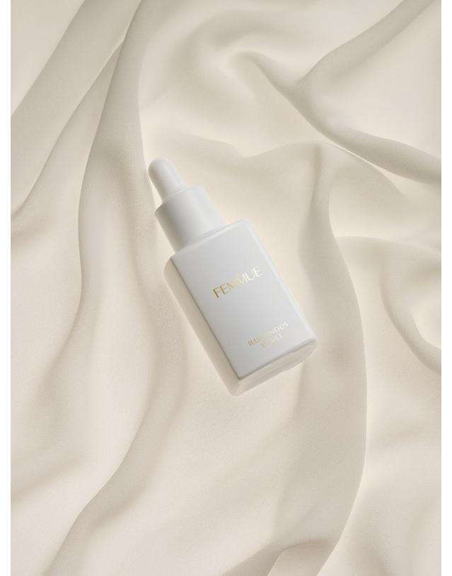 파뮤 일루미너스 벨벳 30mL 착용컷