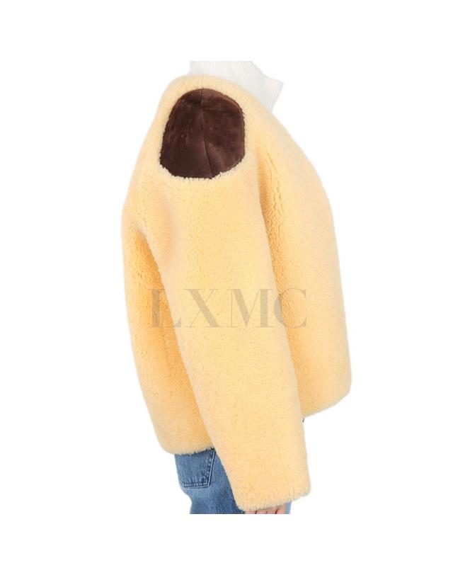 루이비통 [중고명품] [중고명품] 루이비통 무스탕 양털 시어링 자켓 루스네가 쉬어링 재킷 착용컷
