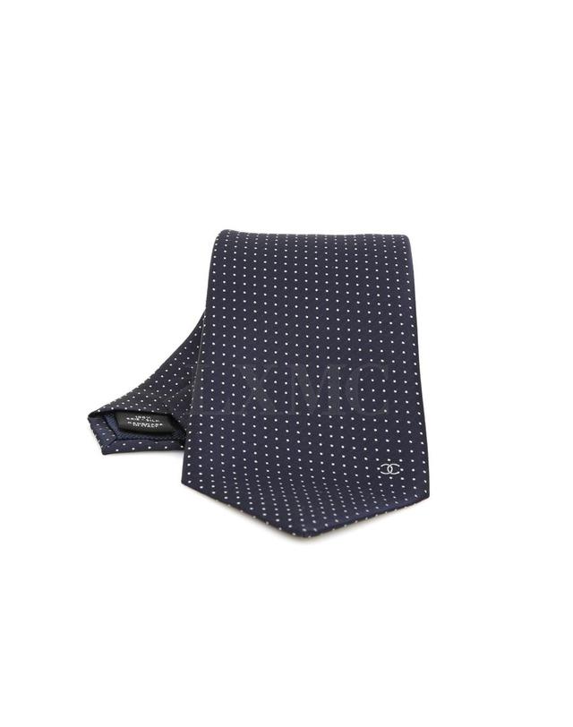 샤넬 [중고명품] [중고명품] 샤넬 넥타이 TIE CC 실크 타이 네이비 땡땡이 도트* 착용컷
