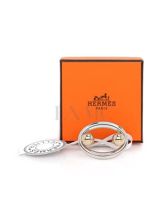 에르메스 [중고명품] [중고명품] 에르메스 스카프링 90 세틀라이트 까레링 H603284S 착용컷