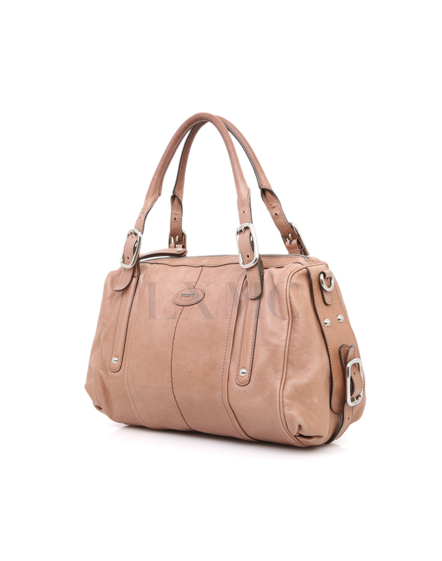 토즈 [중고명품] [중고명품] 토즈 디백 D-BAG 에토프 숄더 토트백 착용컷