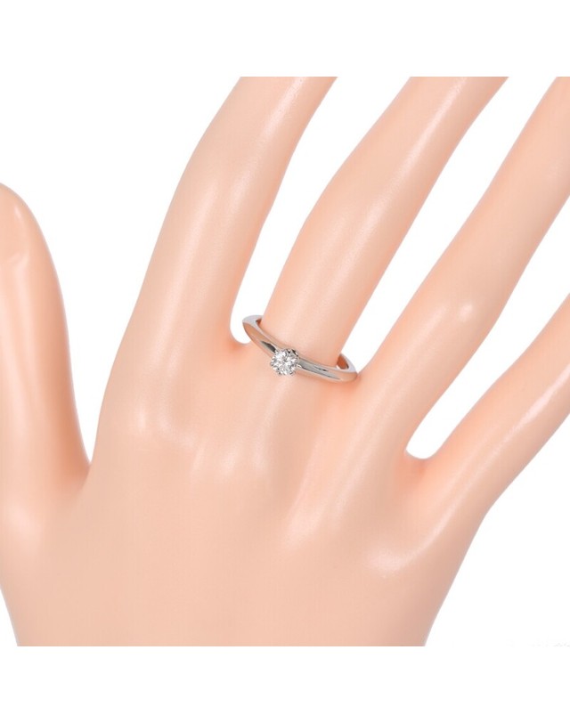 티파니앤코 [중고명품] [중고명품] 티파니셋팅 웨딩링 0.16CT 솔리테어 다이아반지 0.16캐럿 착용컷