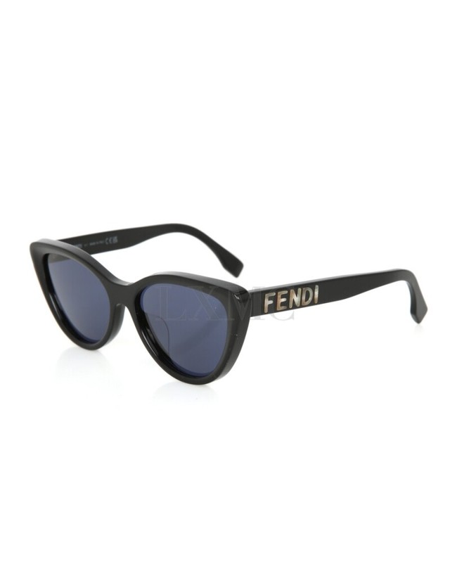 펜디 [중고명품] [중고명품] 펜디 선글라스 블랙 캣아이 FENDI 로고 선글 FE40087U 착용컷
