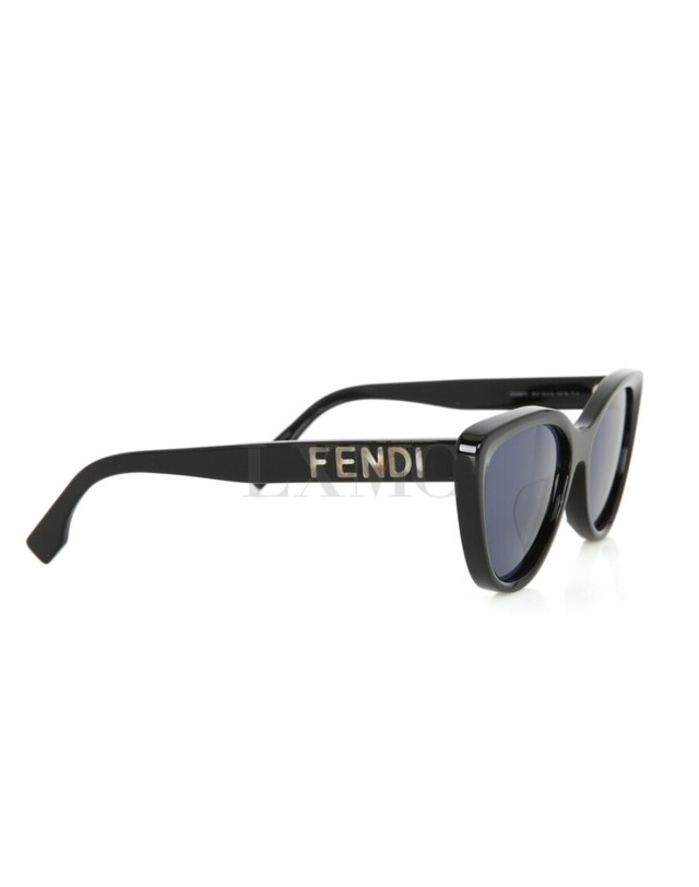 펜디 [중고명품] [중고명품] 펜디 선글라스 블랙 캣아이 FENDI 로고 선글 FE40087U 착용컷