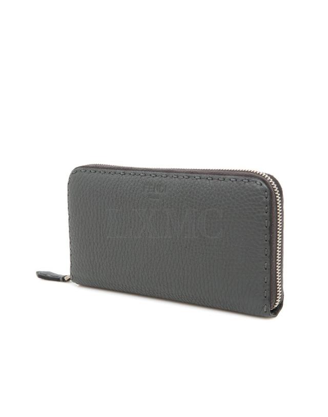 펜디 [중고명품] [중고명품] 펜디 셀러리아 지퍼 장지갑 스티치 지갑 8M0299 착용컷