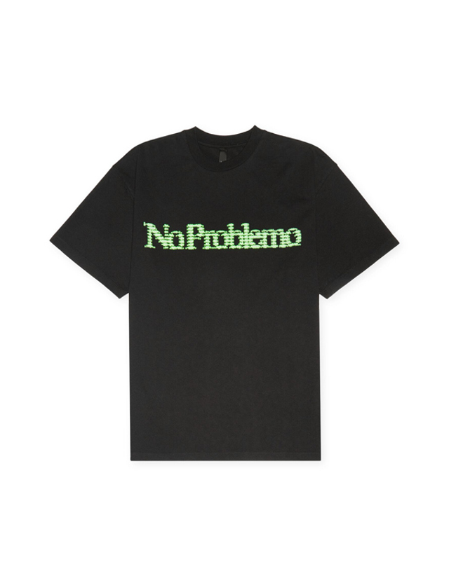 에리즈 NO PROBLEMO 노프라블레모 디지털 로고 반팔 티셔츠 블랙 NP6001703 BK 착용컷