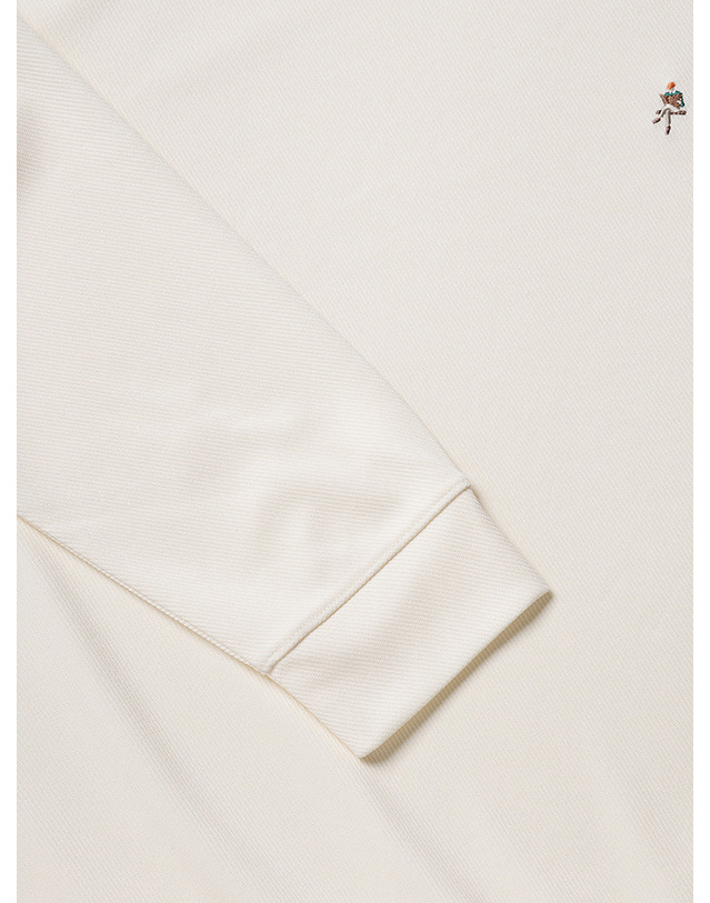 올젠 남성 사선지 맨투맨_ZOF1TR1306IV 착용컷