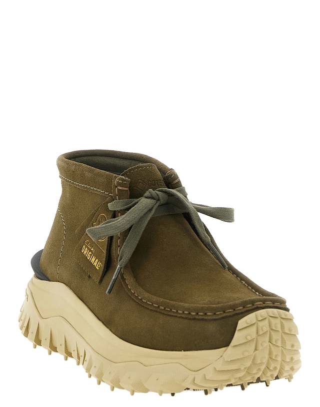 몽클레어 [해외직구][몽클레르]Trailgrip Wallabee GTX 앵클 부츠 L209A4G00100N0112830 7560129 착용컷