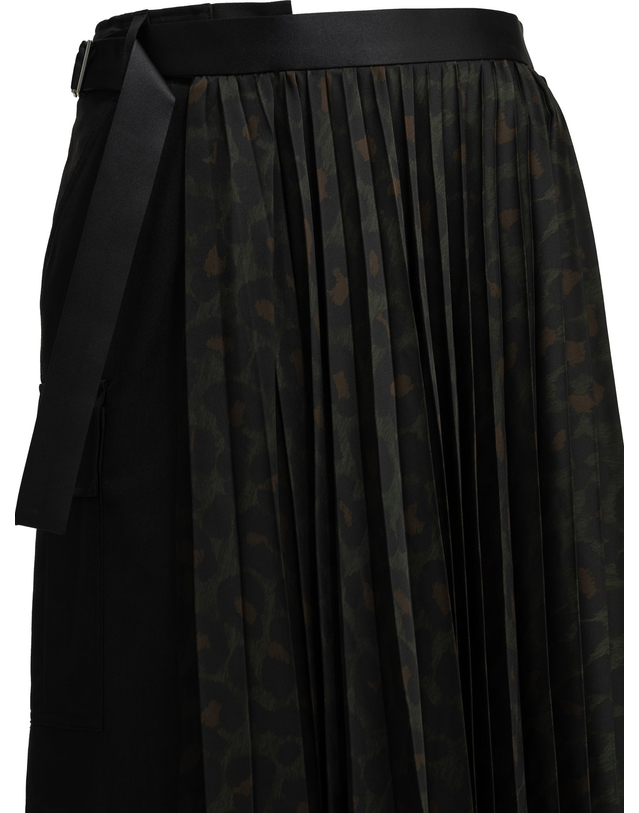 사카이 [해외직구][사카이]Pleated Leopard 미디스커트 26-08781012 7597060 착용컷