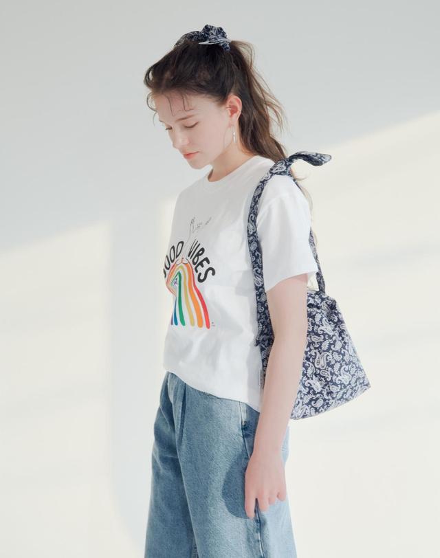 썸띵굿 Paisley Tie Eco Bag Mini-Cross_NAVY 네이비 착용컷