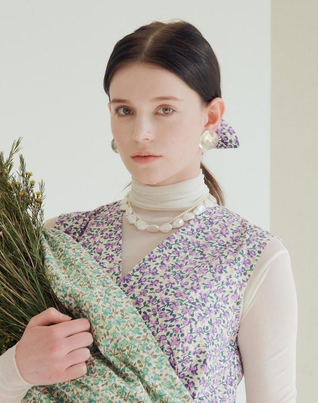 썸띵굿 Tie Bow Scrunchy_Floral_PURPLE 퍼플 착용컷