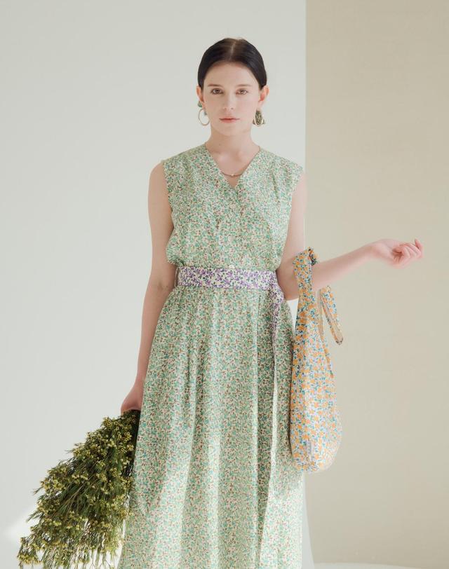썸띵굿 RANNY Floral Dress_GREEN 초록 착용컷