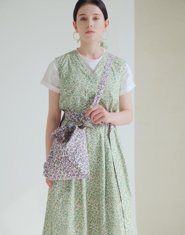 썸띵굿 RANNY Floral Dress_GREEN 초록 착용컷