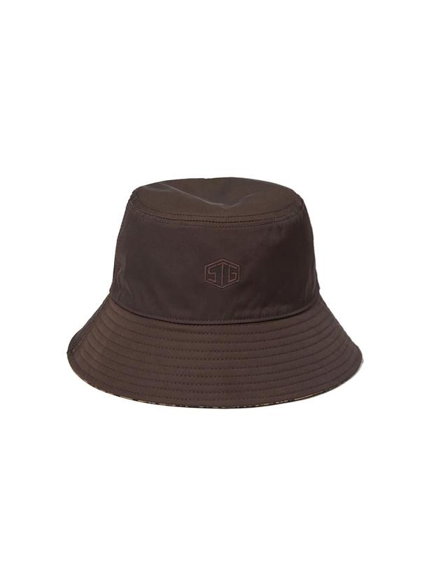 썸띵굿 STG Reversible Bucket Hat_Leopard 브라운 착용컷