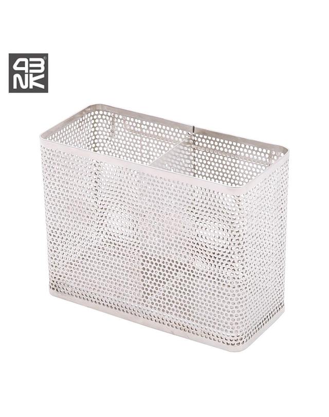 포비앤케이 4BNK 프라임 304 펀칭 수저통(2칸) 착용컷