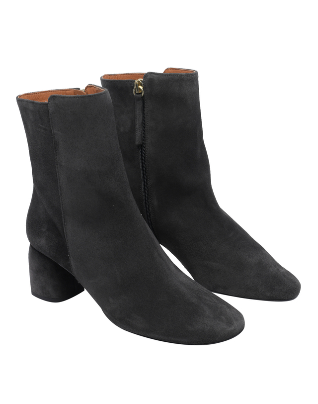 엔젤 알라르콘 [해외직구][엔젤 알라르콘] 앵클 부츠 26567157ACOW SUEDE PIZARRA 7600993 착용컷