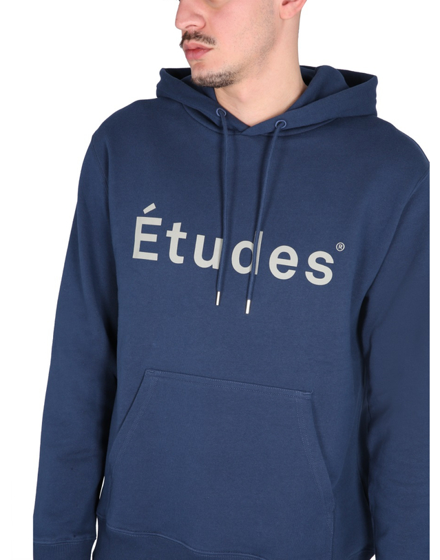 에뛰드 [해외직구][에뛰드] 후드 티셔츠 E23MM250A01543_BLUE 1157459 착용컷