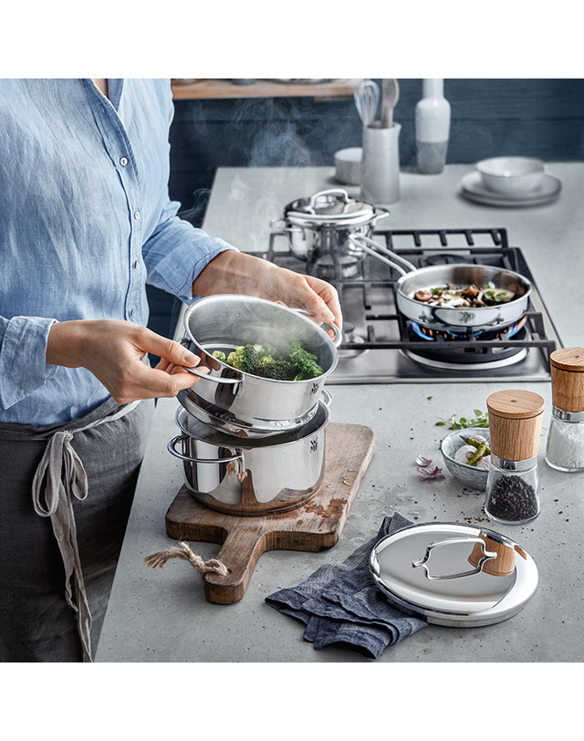 더블유엠에프 [WMF] 미니 야채 찜솥 16cm 착용컷