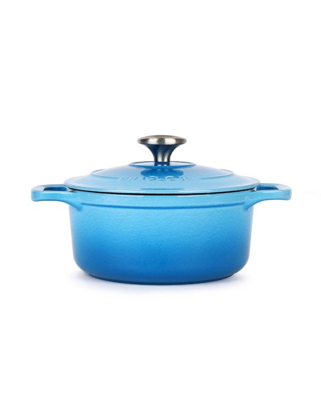 차세르 [차세르] 프리미엄 무쇠주물 양수냄비 18cm (리비에라블루) 착용컷