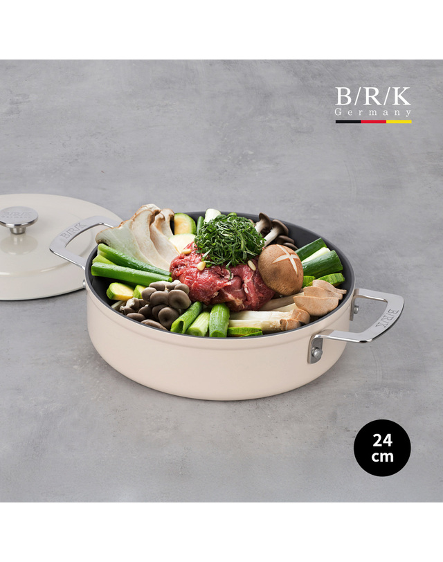 비알케이 [BRK] 에볼루션 풀 인덕션 전골냄비 24cm (밀크) 착용컷