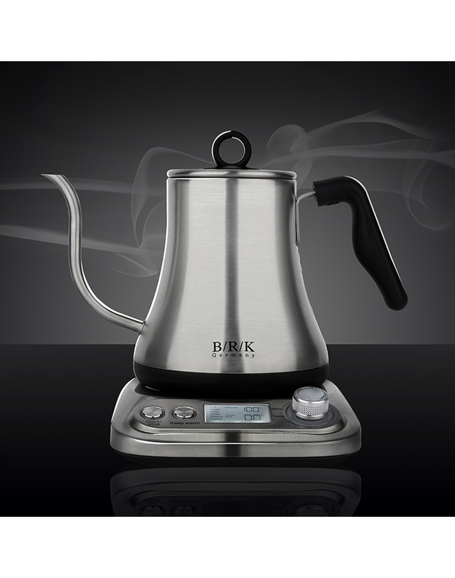 비알케이 [BRK] 프리미엄 핸드드립 전기 주전자 800ml 착용컷