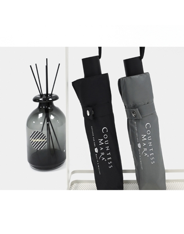 송월 송월 3단 우산 카운테스마라 접이식 뉴폰지 착용컷