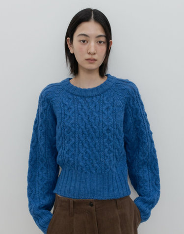 CABLE KNIT SWEATER / VINTAGE BLUE