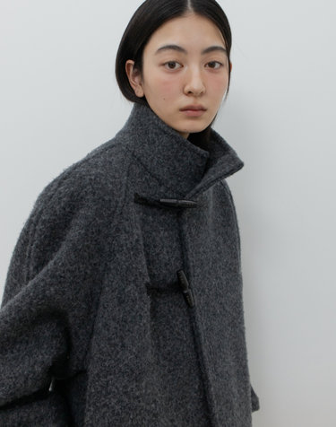 HIGH-NECK TOGGLE COAT / CHARCOAL