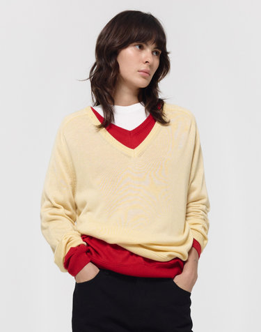 LOOSE V-NECK KNIT / BUTTER