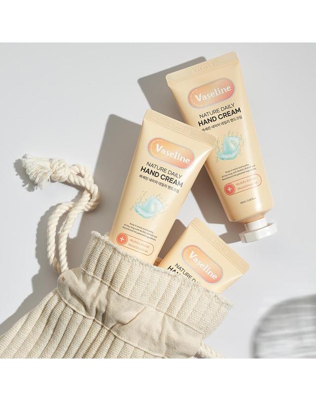코스메이트 바세린 고보습 데일리 핸드크림 60ml 5개 착용컷