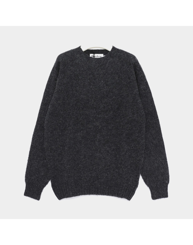 할리오브스코틀랜드 할리오브스코틀랜드 26FW 쉐기독 클래식 울 남성 니트 M3834 7 SHAGGY CHARCOAL 착용컷