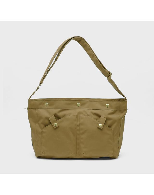 세러데이일레븐 NO.11 W CROSS BODY BAG _ BROWN 브라운 착용컷