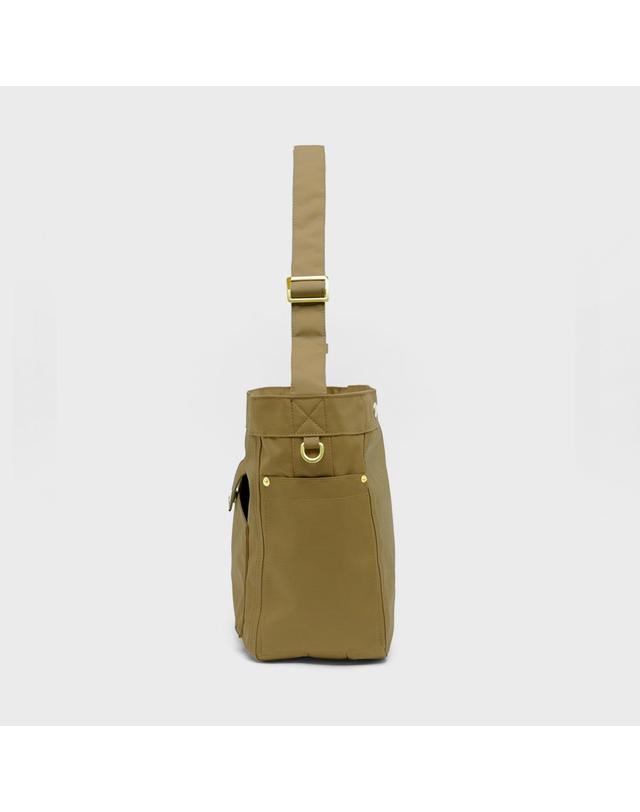 세러데이일레븐 NO.11 W CROSS BODY BAG _ BROWN 브라운 착용컷