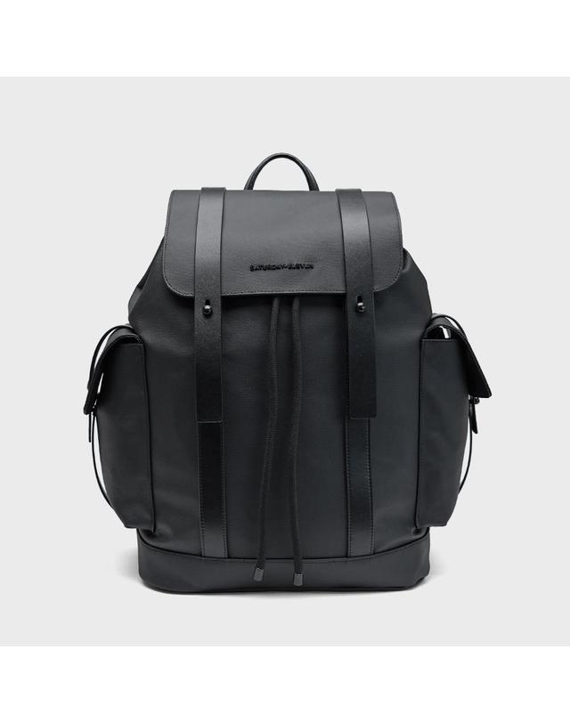 세러데이일레븐 NO.1 RIALTO BACKPACK 블랙 착용컷