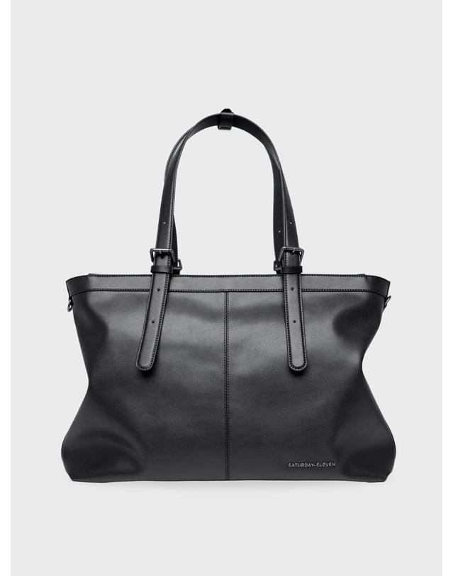세러데이일레븐 NO.56 CAPILA TOTE BAG_BLACK 블랙 착용컷