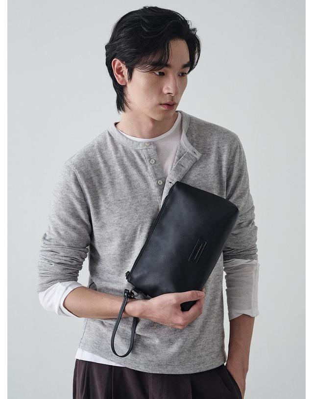 세러데이일레븐 LEGATO POUCH 착용컷